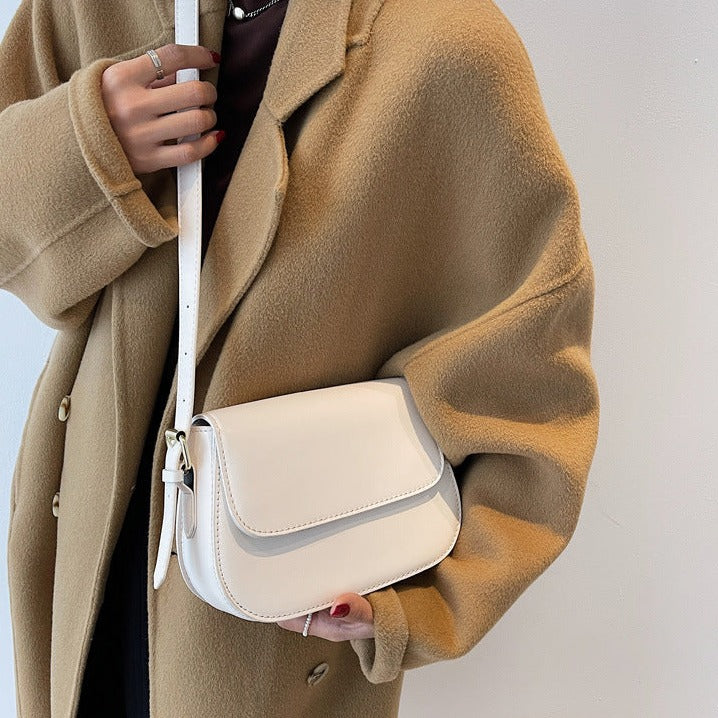 Solveig™ Élégante Sacoche en Cuir Végan Fait Main