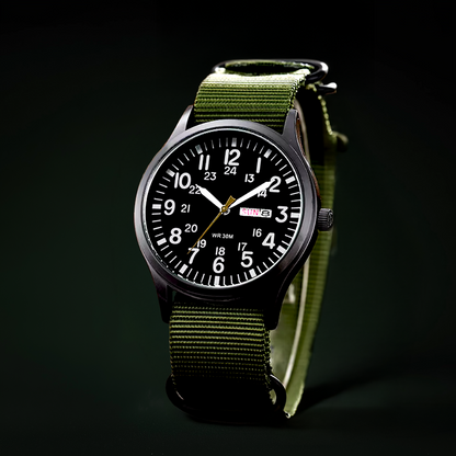 Brent™ Montre de Terrain Durable