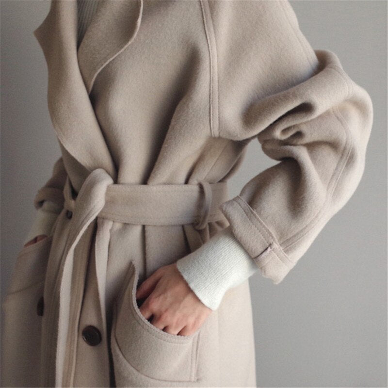 Shiena™ Élégance et Chaleur en Un Seul Manteau